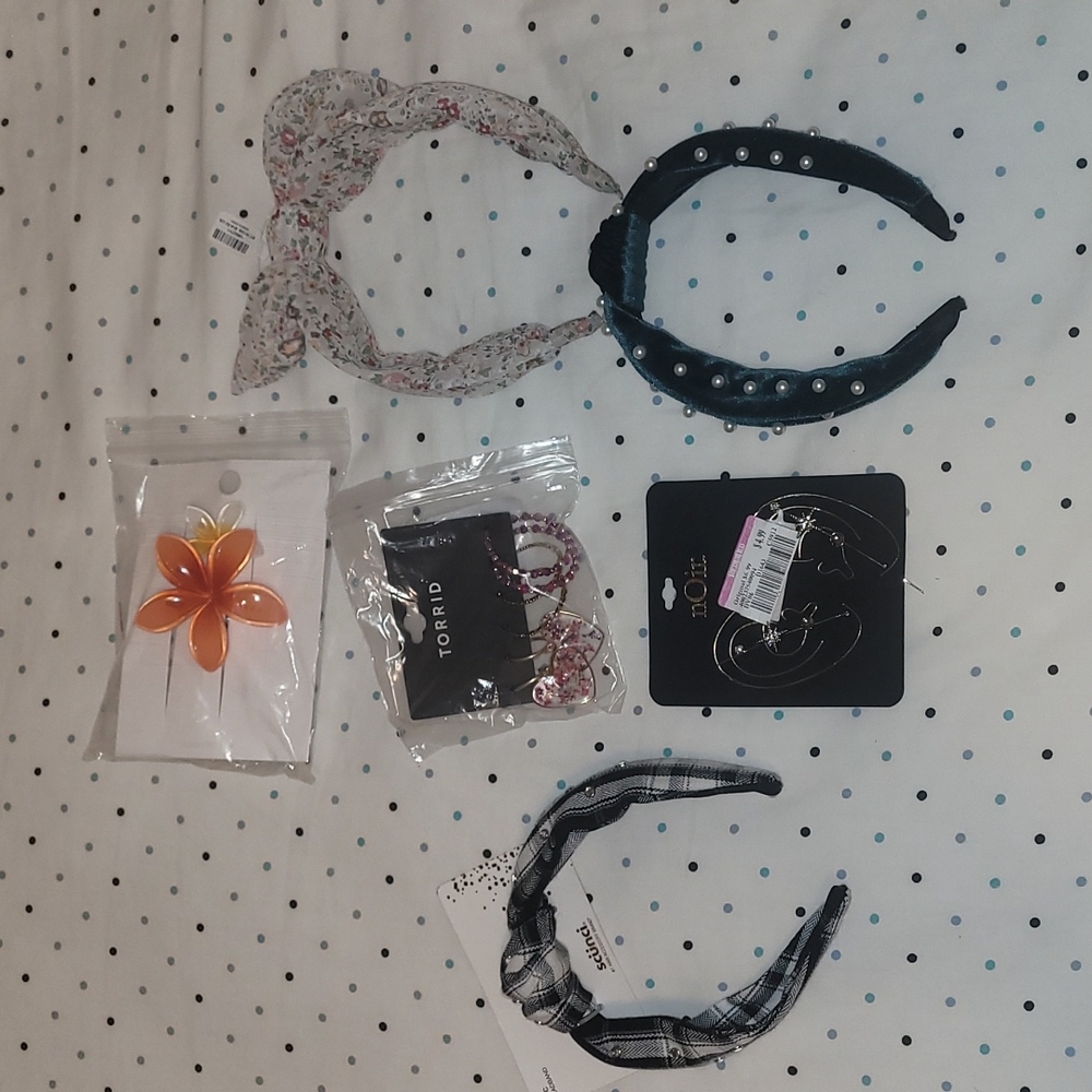New! Hair Accessories and earrings bundle